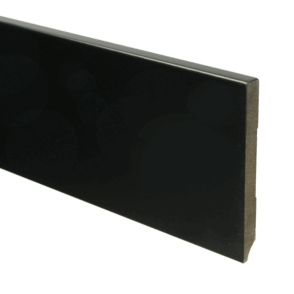 MDF Plint recht RAL 9005 240x120x12